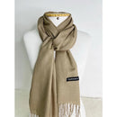 Cachecol Feminino com Franjas em Pashmina Liso